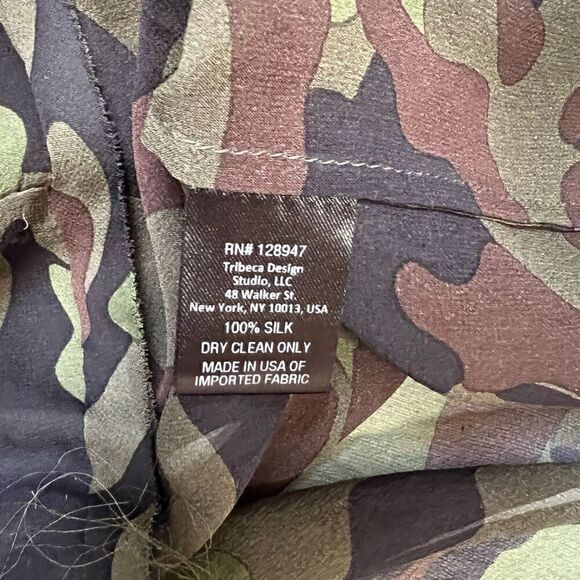 Nili Lotan** Green & Brown XSmall Camouflage Silk Long-Sleeve T-Shirt - Picture 4 of 12